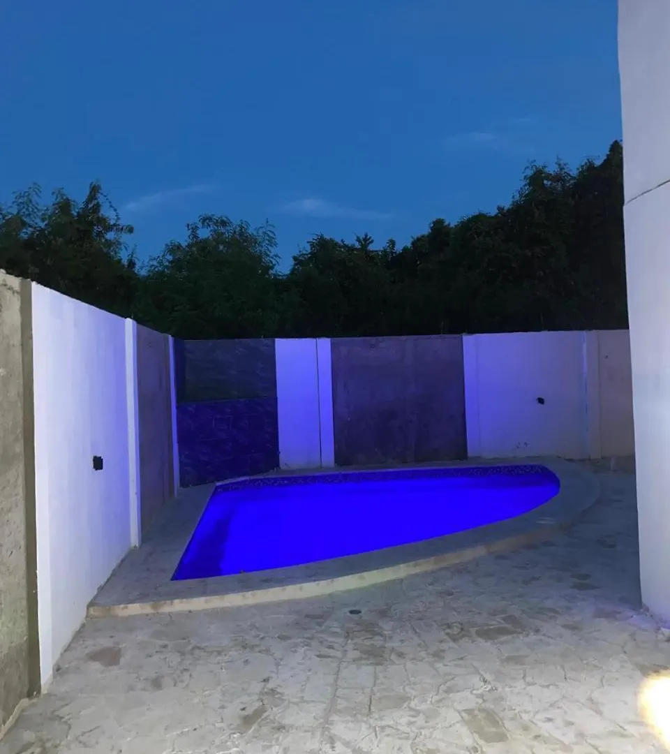 Hostal Dermari 拉罗马纳
